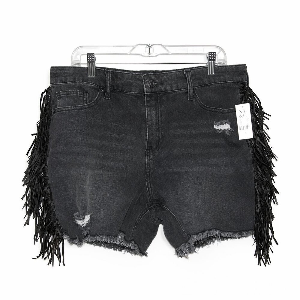 New York & Company NY&C Fringe Distressed Raw Hem Shorts Plus Sz 16 (4.5” inseam